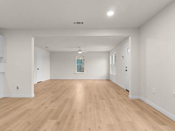 3915  Coolidge Street , Dallas Texas 75215