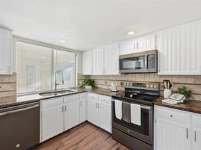 5011  Prairieview Court S, Arlington Texas 76017