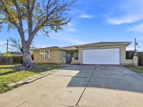 5011  Prairieview Court S, Arlington Texas 76017