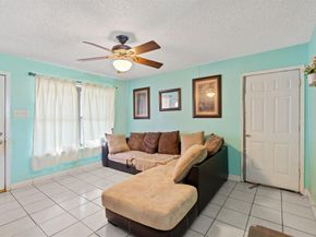 4533  Wyoming Street , Dallas Texas 75211