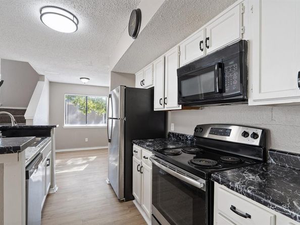 9831  Walnut Street  205, Dallas Texas 75243