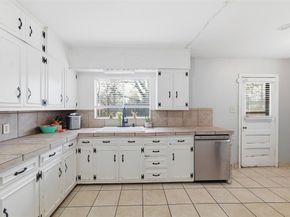 1212 W Lovers Lane , Arlington Texas 76013