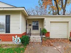 1212 W Lovers Lane , Arlington Texas 76013