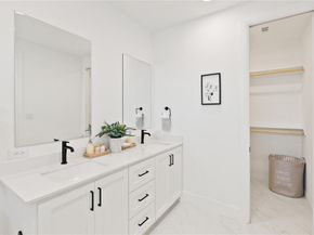 5014  Mission Avenue  A, Dallas Texas 75206