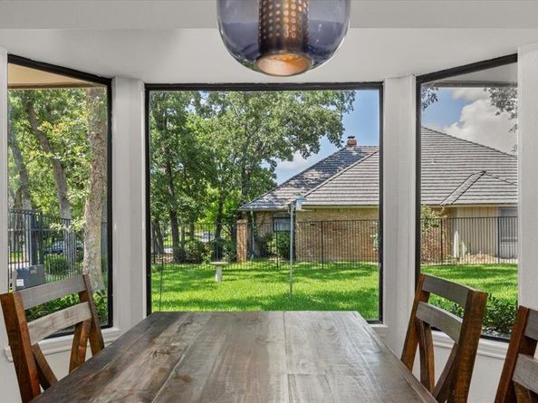 4915  Cross Creek Court , Arlington Texas 76017