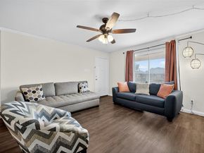 3609  Parkridge Drive  204, Dallas Texas 75234