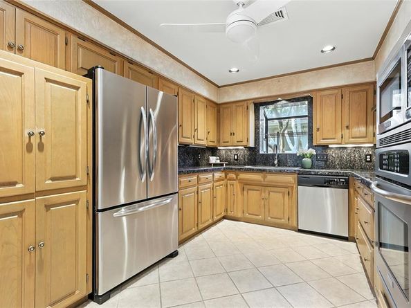 6003  Spring Flower Trail , Dallas Texas 75248