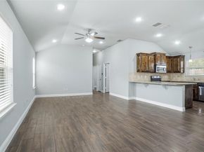 505 W Boyce Avenue , Fort Worth Texas 76115