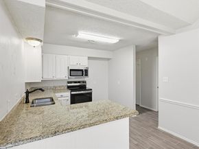 4812  Applewood Road , Fort Worth Texas 76133