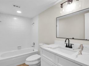 600  Flintridge Court , Irving Texas 75038