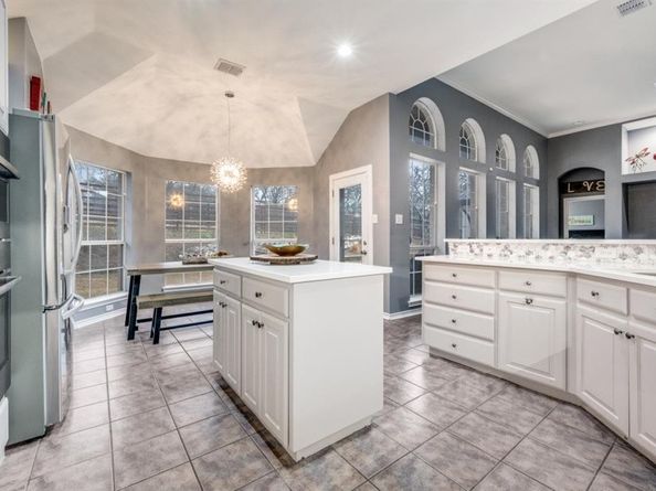 316  Oregon Trail , Argyle Texas 76226