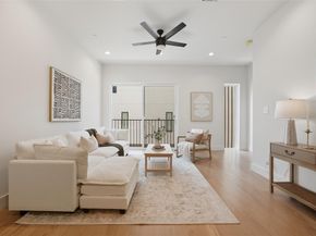 4517  Munger Avenue  101, Dallas Texas 75204