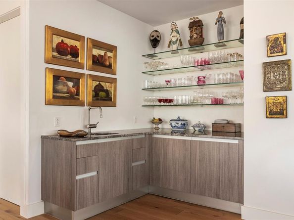 3130 N Harwood Street  1503, Dallas Texas 75201