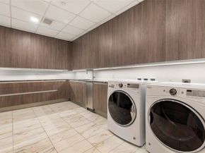 3130 N Harwood Street  1503, Dallas Texas 75201