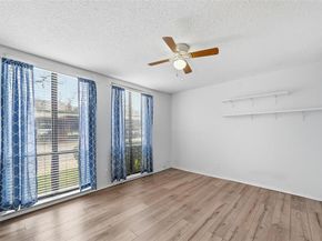 7522  Holly Hill Drive  7, Dallas Texas 75231