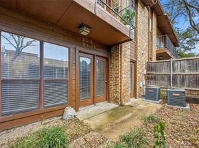 7522  Holly Hill Drive  7, Dallas Texas 75231