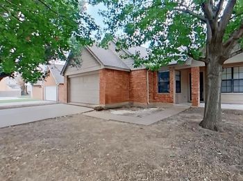 6003  Ivy Glen Drive 