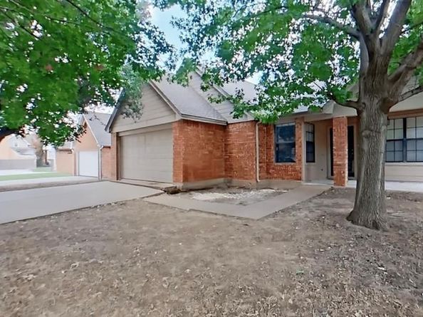 6003  Ivy Glen Drive , Arlington Texas 76017