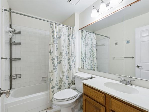 2512  Laurel Valley Lane , Arlington Texas 76006
