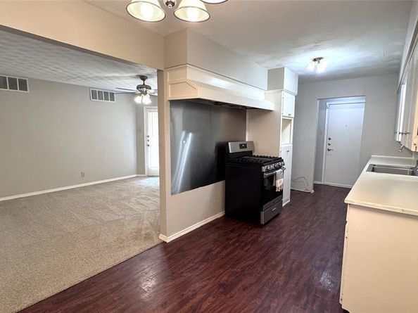 2208  Newgate Drive , Garland Texas 75041
