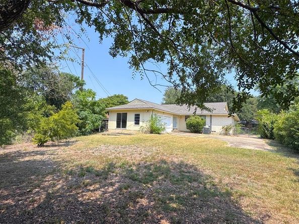 2208  Newgate Drive , Garland Texas 75041