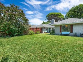 533  Country View Lane , Garland Texas 75043