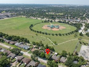 533  Country View Lane , Garland Texas 75043