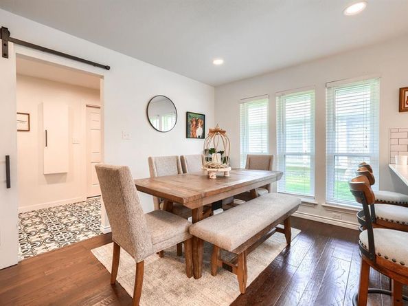 533  Country View Lane , Garland Texas 75043