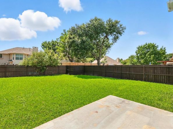 1407  Pawnee Trail , Carrollton Texas 75007