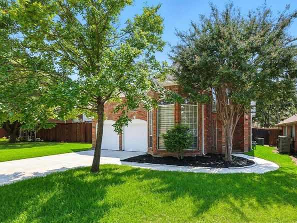 1407  Pawnee Trail , Carrollton Texas 75007