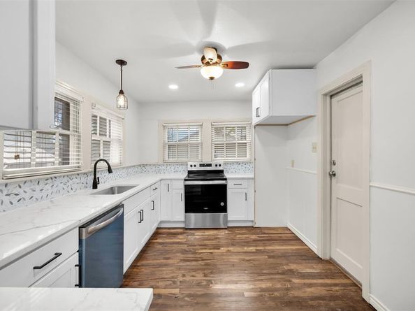 2916  Willing Avenue , Fort Worth Texas 76110