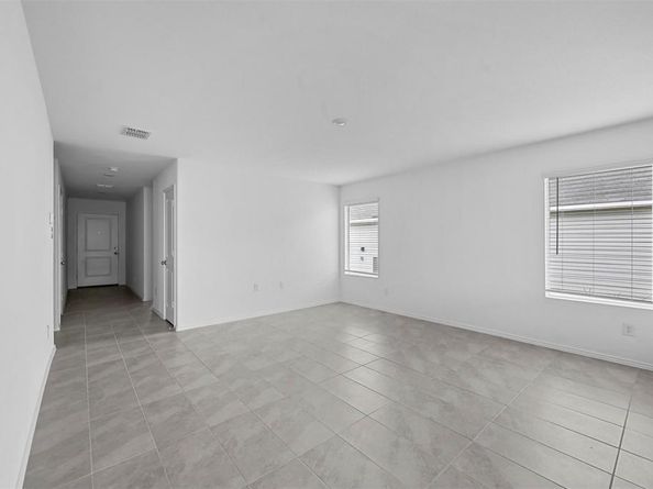 1737  Overall Lane , Dallas Texas 75253