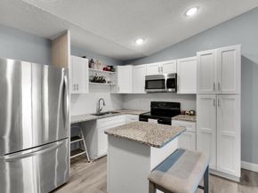 3905  Queens Court , Garland Texas 75043