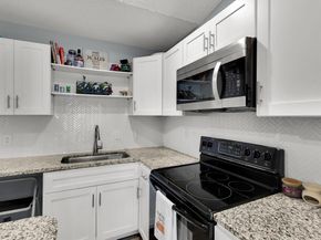 3905  Queens Court , Garland Texas 75043