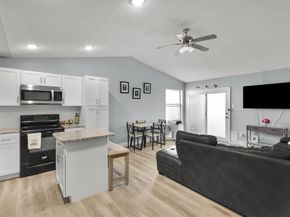3905  Queens Court , Garland Texas 75043