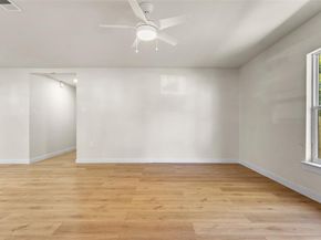 1320 E Morphy Street , Fort Worth Texas 76104