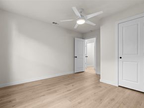 1320 E Morphy Street , Fort Worth Texas 76104