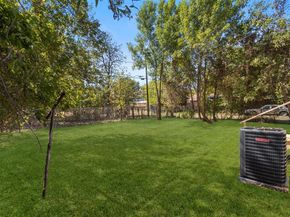 1320 E Morphy Street , Fort Worth Texas 76104