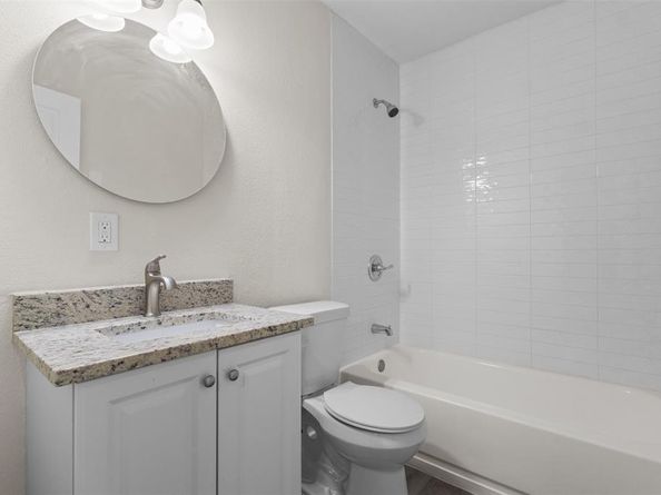 2233  Eastover Avenue , Fort Worth Texas 76105
