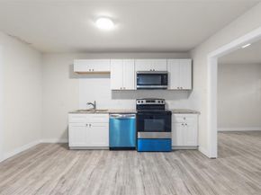2233  Eastover Avenue , Fort Worth Texas 76105