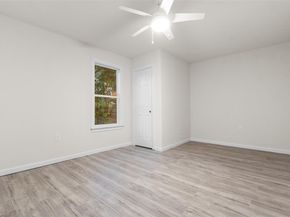 2233  Eastover Avenue , Fort Worth Texas 76105