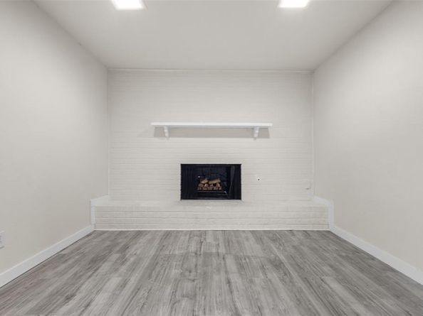 2233  Eastover Avenue , Fort Worth Texas 76105