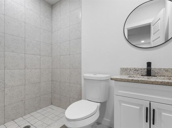 2233  Eastover Avenue , Fort Worth Texas 76105