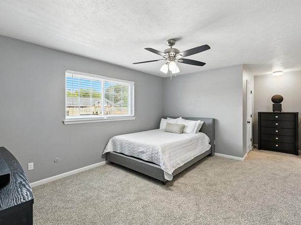 2106  Sheriff Drive , Grand Prairie Texas 75051