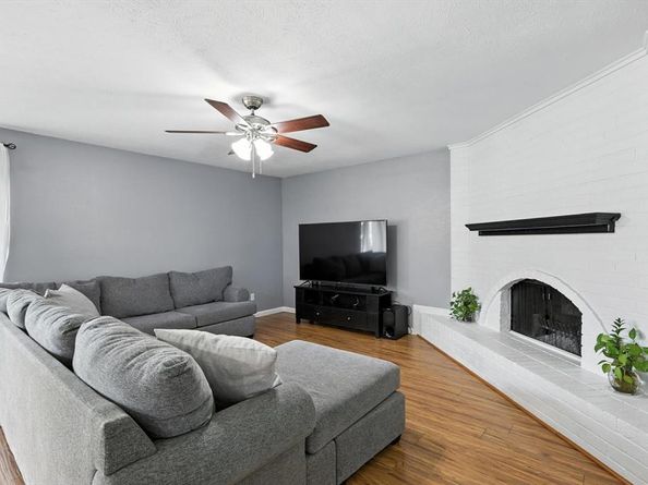 2106  Sheriff Drive , Grand Prairie Texas 75051