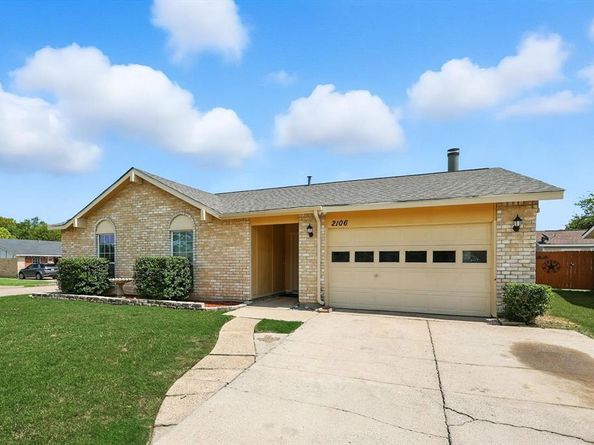2106  Sheriff Drive , Grand Prairie Texas 75051