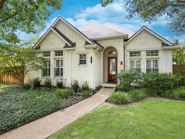 3022  Abbey Lane , Farmers Branch Texas 75234