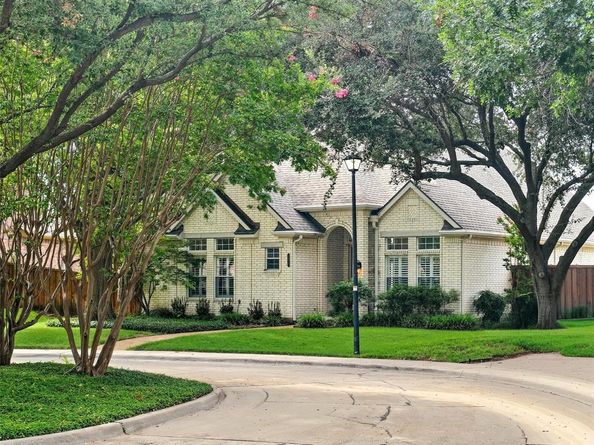 3022  Abbey Lane , Farmers Branch Texas 75234
