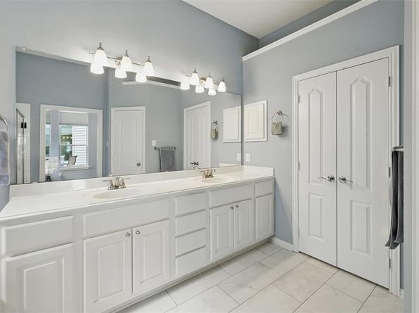3022  Abbey Lane , Farmers Branch Texas 75234