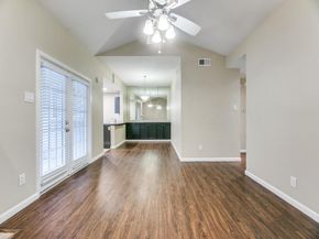 8601  Park Lane  221, Dallas Texas 75231